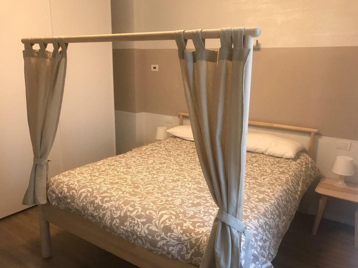 "Country House Il Brolo" Polpenazze del Garda Luaran gambar
