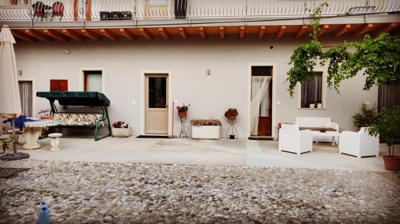 "Country House Il Brolo" Polpenazze del Garda Luaran gambar