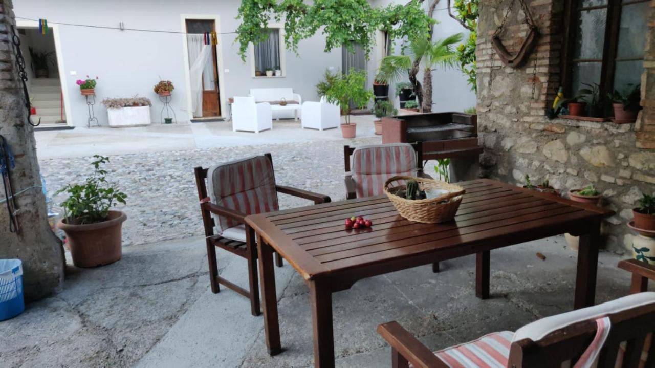 "Country House Il Brolo" Polpenazze del Garda Luaran gambar